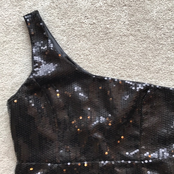 One shoulder black sequin dress. - Picture 2 of 2